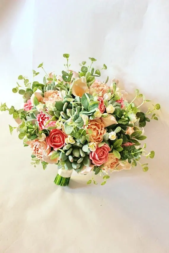 Image credit: Etsy | LoveClayFlowers