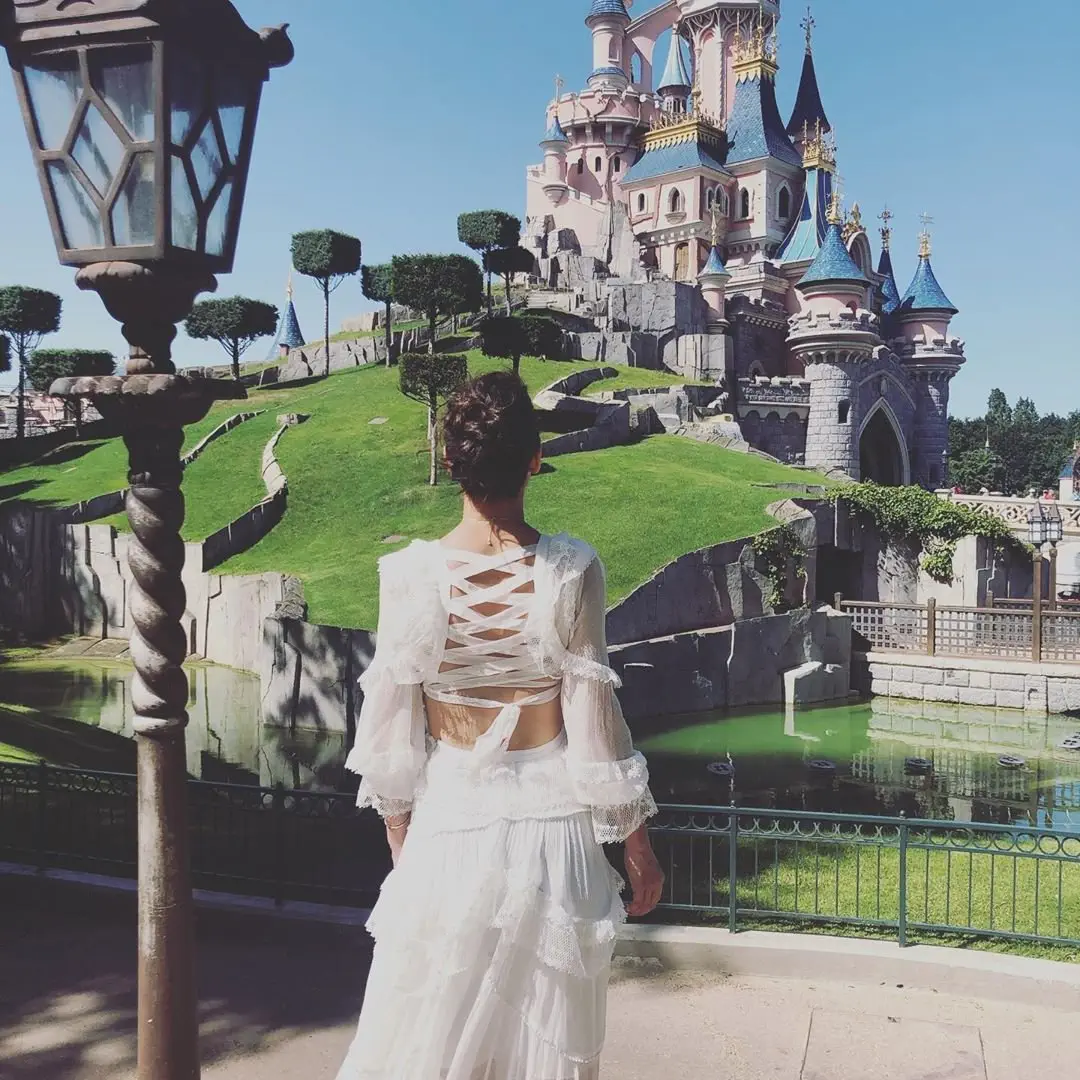 Image credit: Instagram | @katieholmes212