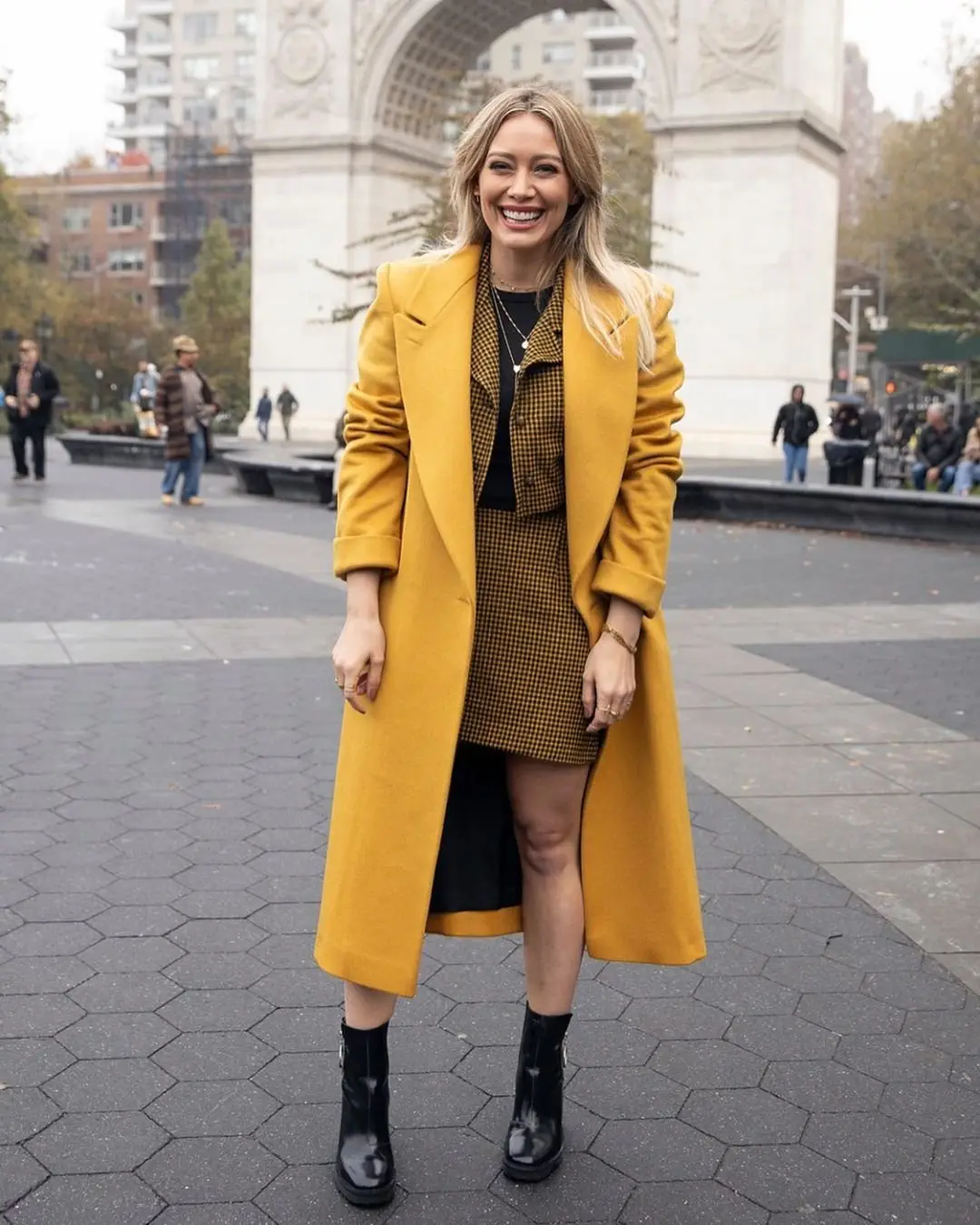 Image credit: Instagram | @hilaryduff