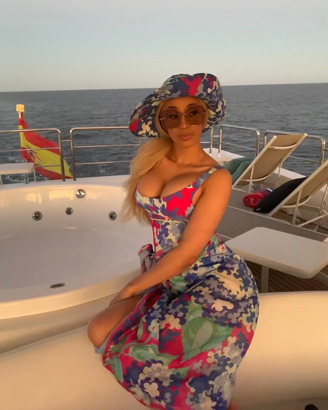 Image credit: Instagram | @iamcardib