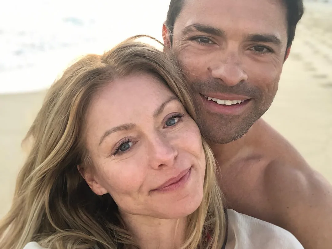 Image credit: Instagram | @kellyripa