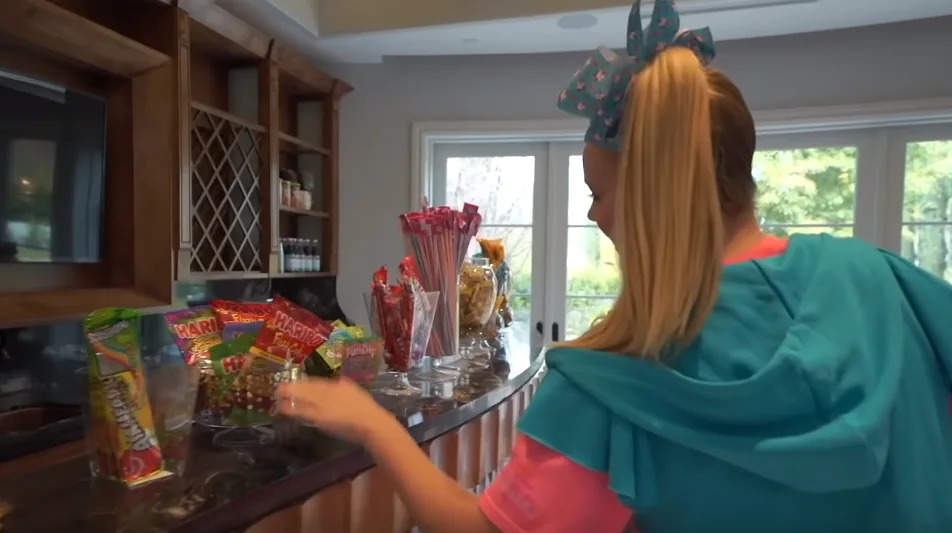 Image credit: YouTube | ItsJoJoSiwa