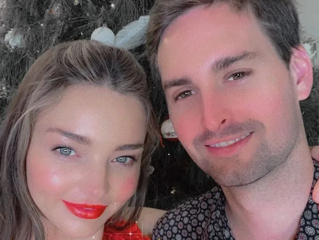 Image credit: Instagram | @mirandakerr