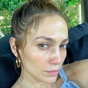 Image credit: Instagram | @jlo
