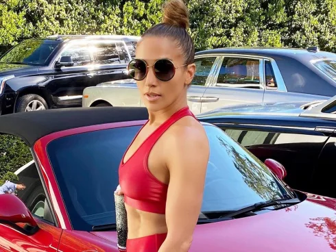 Image credit: Instagram | @jlo