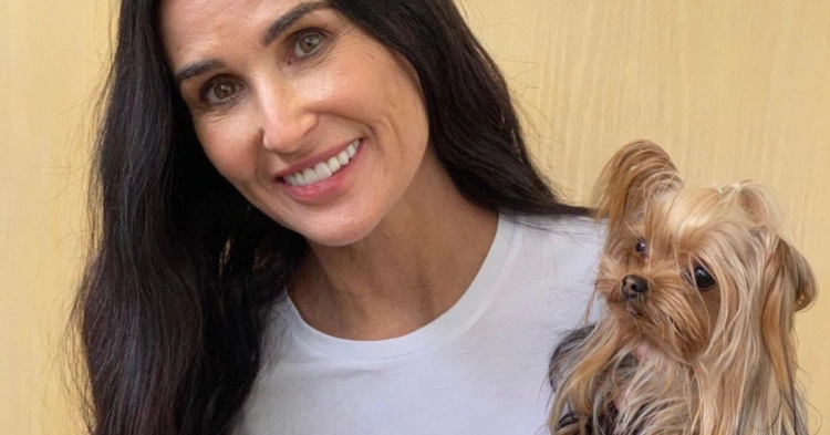Demi Moore Shares Rare Photo Of All Of Her Daughters